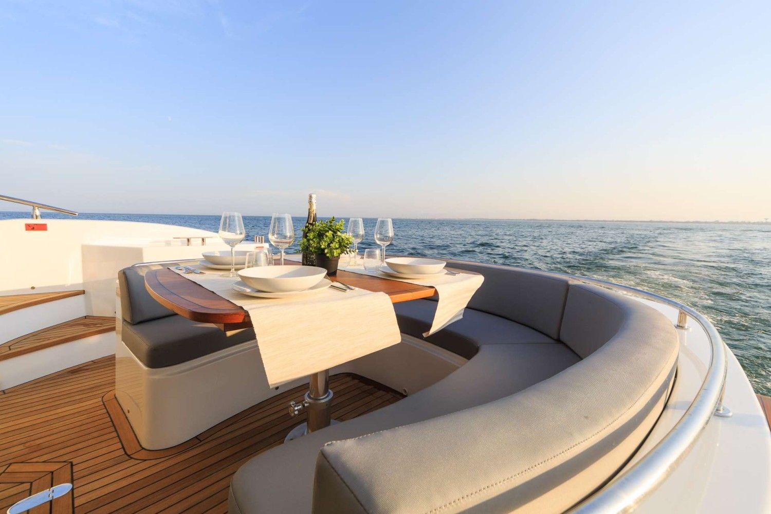 picture from activity Dine on Board