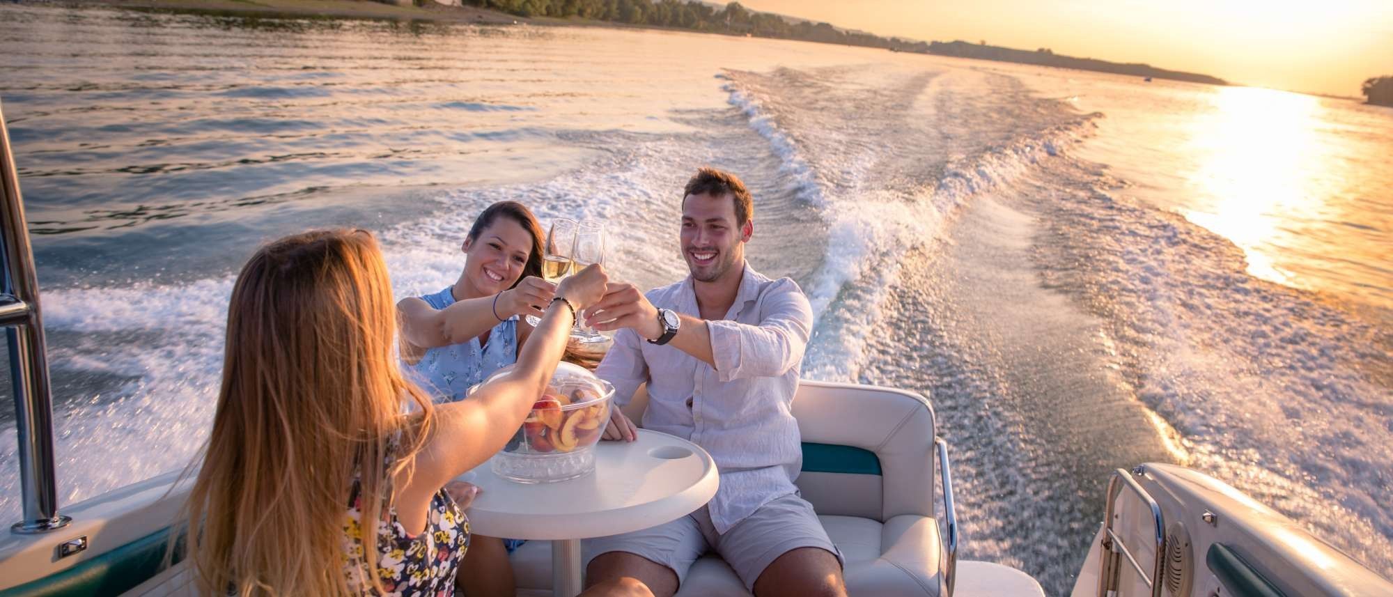 picture from activity Dine on Board